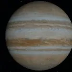 Zbliżenie Jowisza z Wielką Czerwoną Plamą i burzliwymi pasami chmur